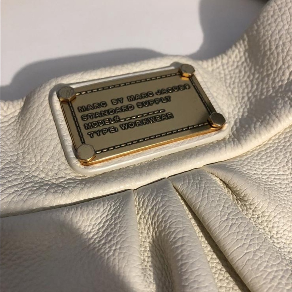 MARC BY MARC JACOBS | Cream Classic Q Hillier Hobo